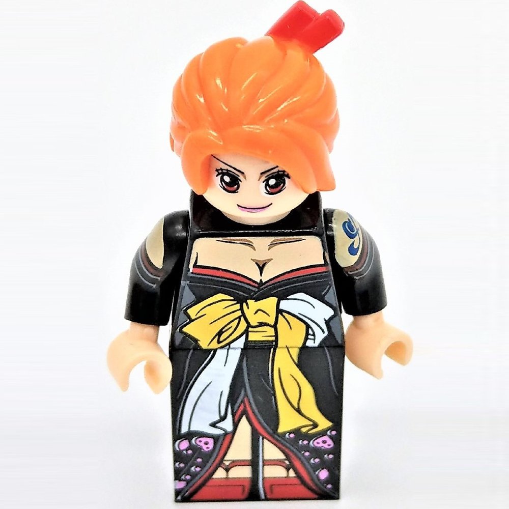 One Piece Nami Custom Block Toy